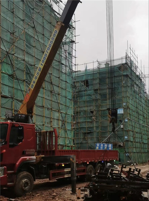 周宁县“慢工细活”—— 吊车的 “微动控制” 技术